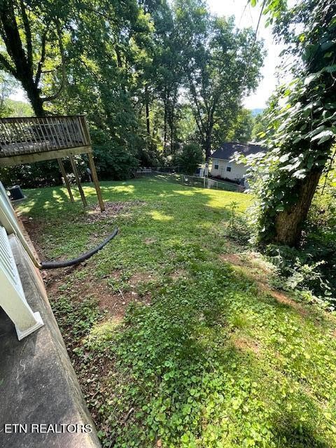 421 Delaware Avenue Oak Ridge, TN 37830 - Photo 7 of 34 a view of a garden with wooden fence
