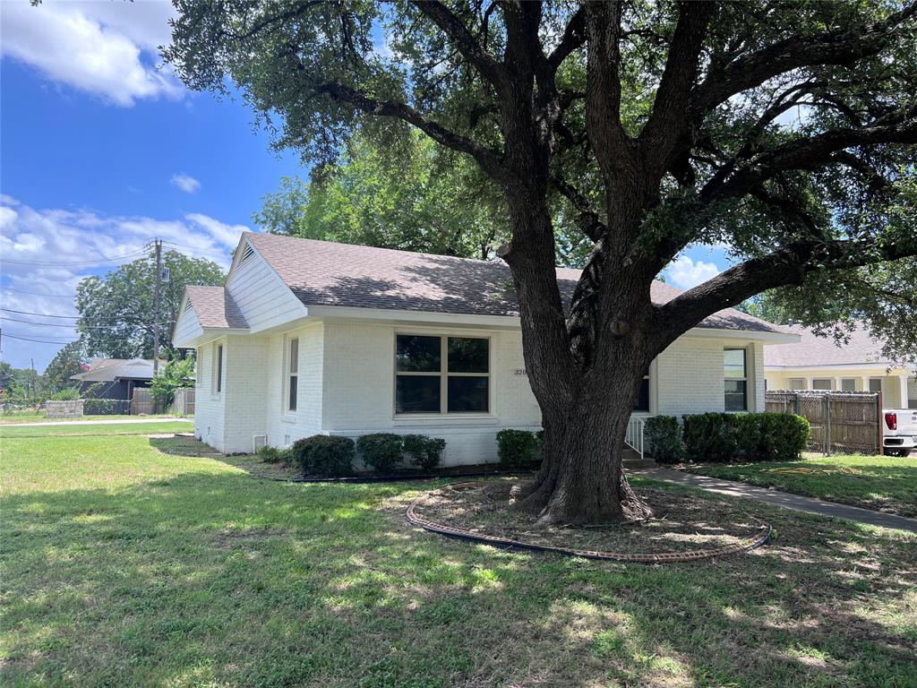 3200 Proctor Avenue Waco, TX 76708 - Photo 2 of 39