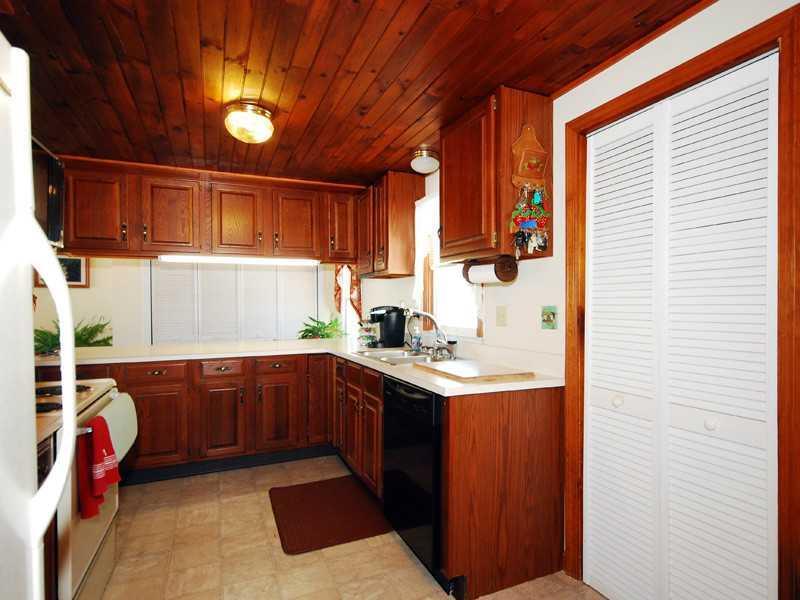 890 Quaker Ridge Road Casco, ME 04015 - Photo 8 of 35 Kitchen.