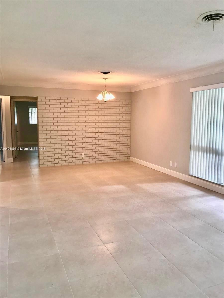 1910 Northeast 27th Court Lighthouse Point, FL 33064 - Photo 13 of 47 Apt2