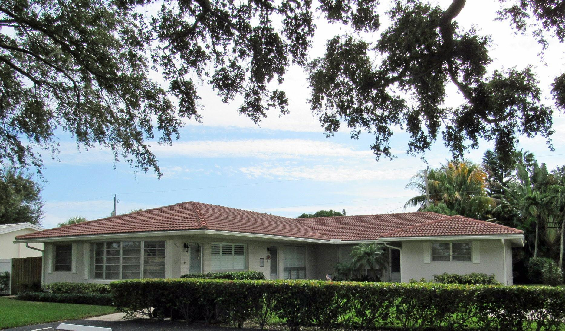 1910 Northeast 27th Court Lighthouse Point, FL 33064 - Photo 46 of 47 Photo 46