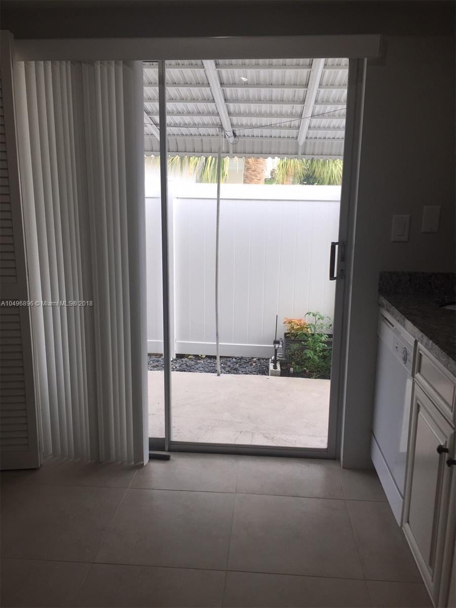 1910 Northeast 27th Court Lighthouse Point, FL 33064 - Photo 10 of 47 Apt2
