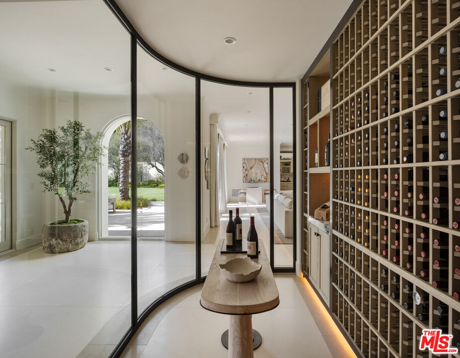 12833 Chalon Road Los Angeles, CA 90049 - Photo 16 of 34