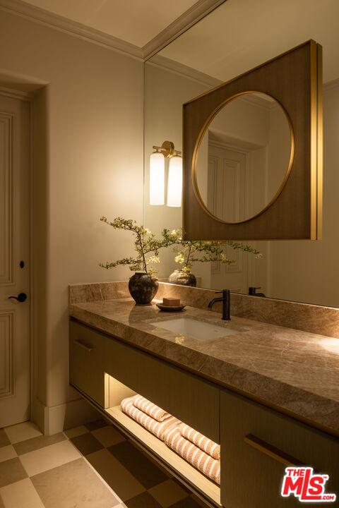 12833 Chalon Road Los Angeles, CA 90049 - Photo 25 of 34