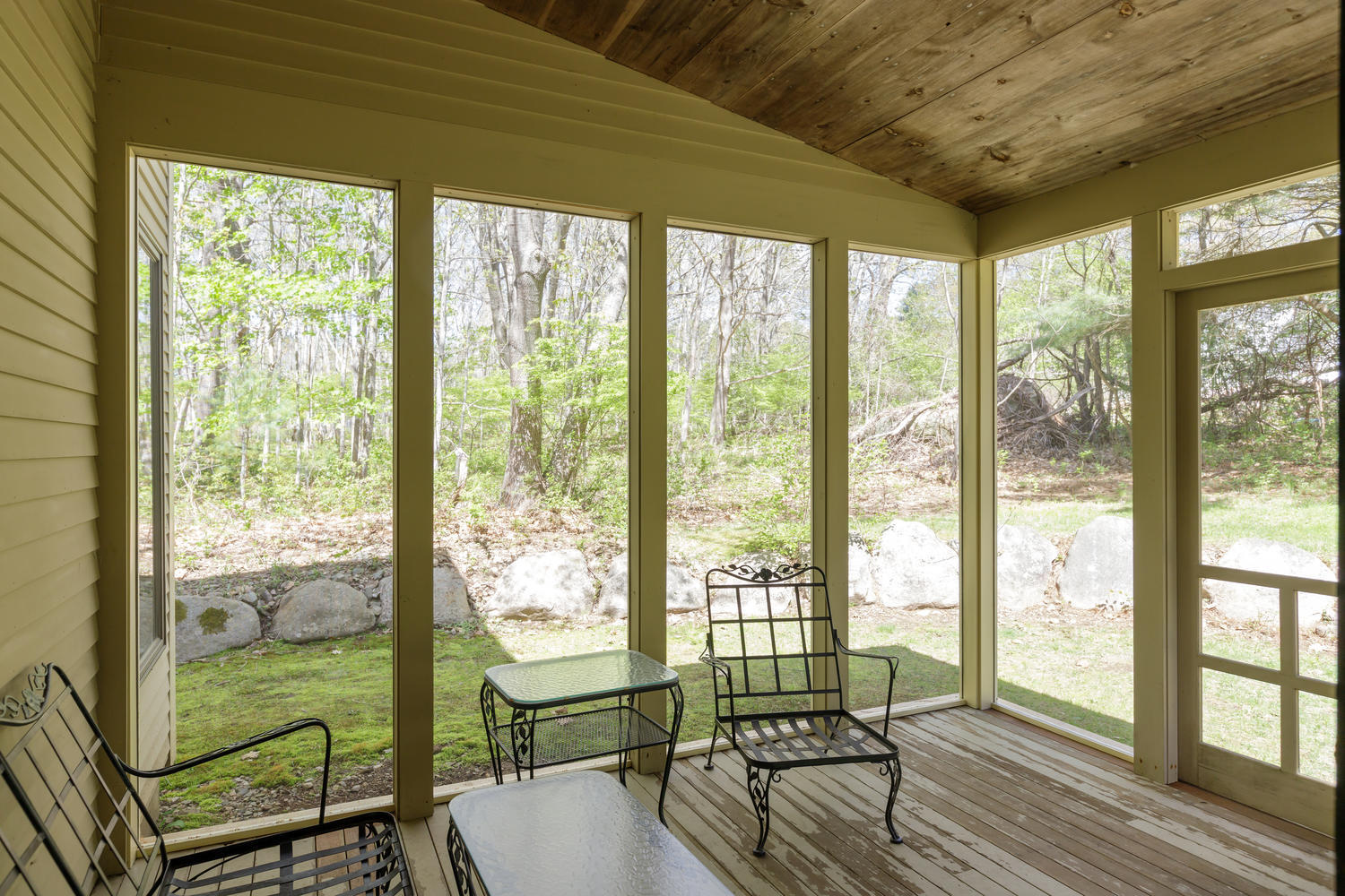 150 River Road Cape Neddick, ME 03902 - Photo 21 of 36 Screened Porch
