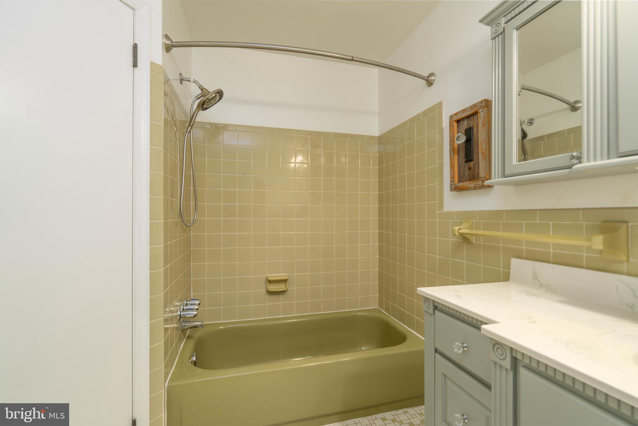 98 Heather Road Churchville, PA 18966 - Photo 35 of 43 Gallery Image 35