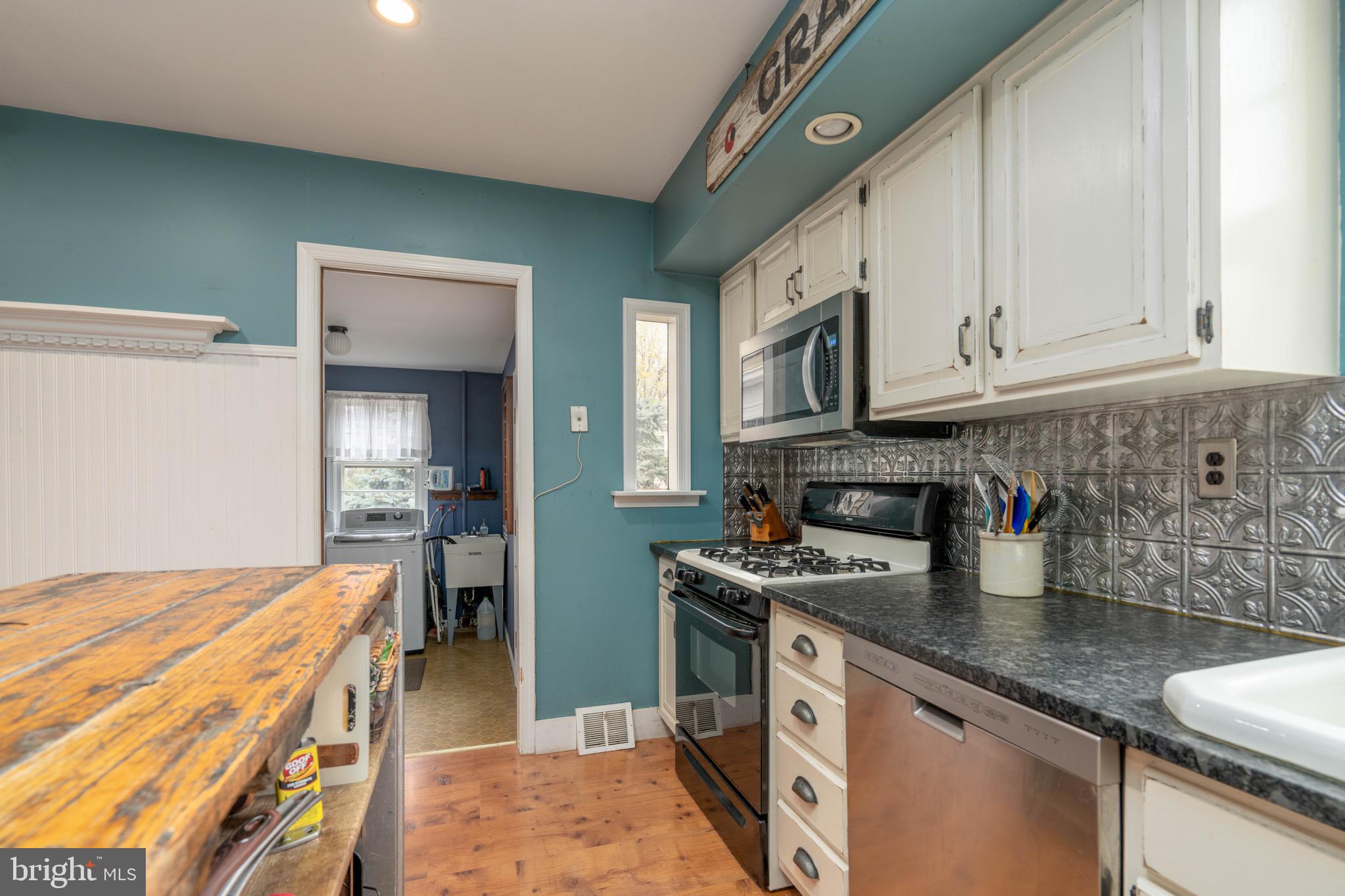 98 Heather Road Churchville, PA 18966 - Photo 8 of 43 Gallery Image 8