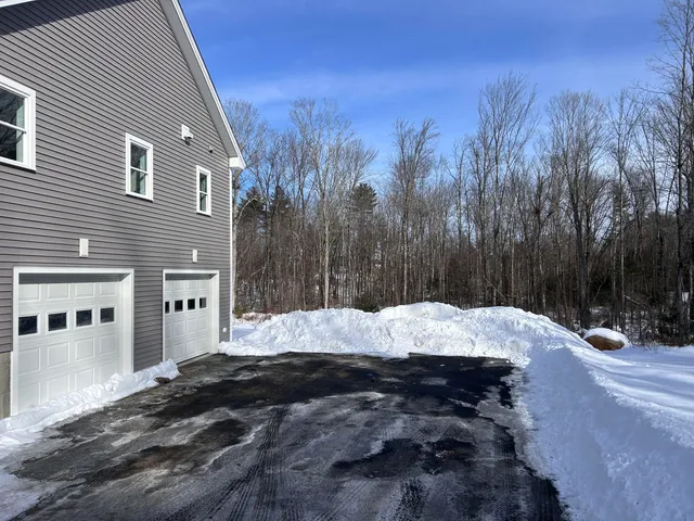 $589,000 | 8 Hummingbird Lane, Sanford, ME 04073