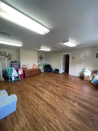 $1,850 | 2301 State Highway, Huntsville, TX 77320