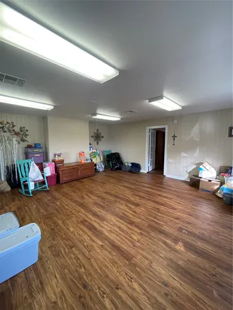$1,850 | 2301 State Highway, Huntsville, TX 77320