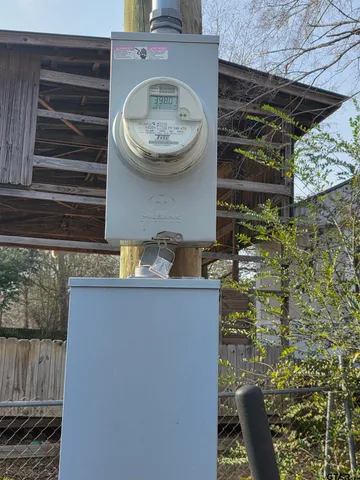 a view of a bird bath room