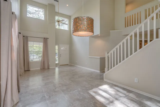 $2,875 | 147 Shelter Rock Court, The Woodlands, TX 77382