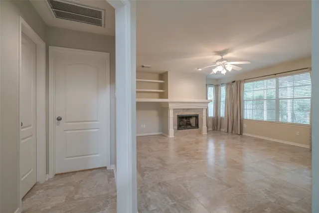 $2,875 | 147 Shelter Rock Court, The Woodlands, TX 77382