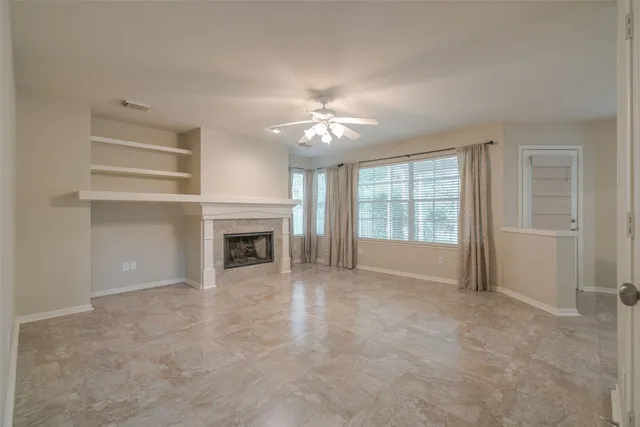 $2,875 | 147 Shelter Rock Court, The Woodlands, TX 77382