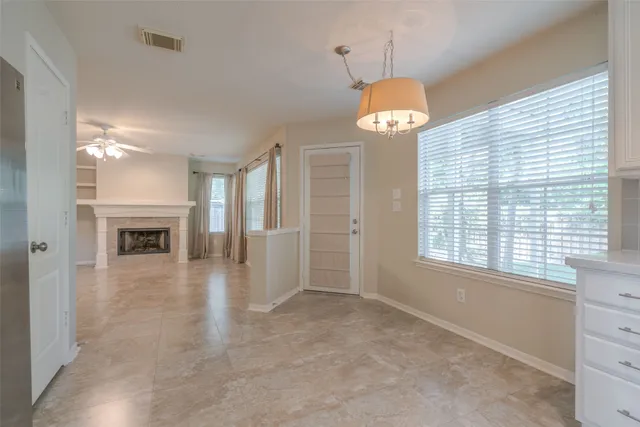 $2,875 | 147 Shelter Rock Court, The Woodlands, TX 77382