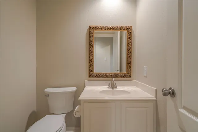 $2,875 | 147 Shelter Rock Court, The Woodlands, TX 77382