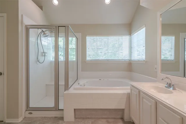 $2,875 | 147 Shelter Rock Court, The Woodlands, TX 77382