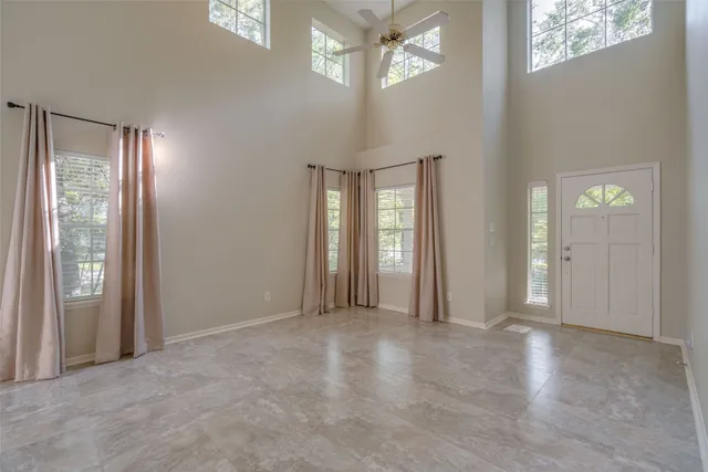 $2,875 | 147 Shelter Rock Court, The Woodlands, TX 77382