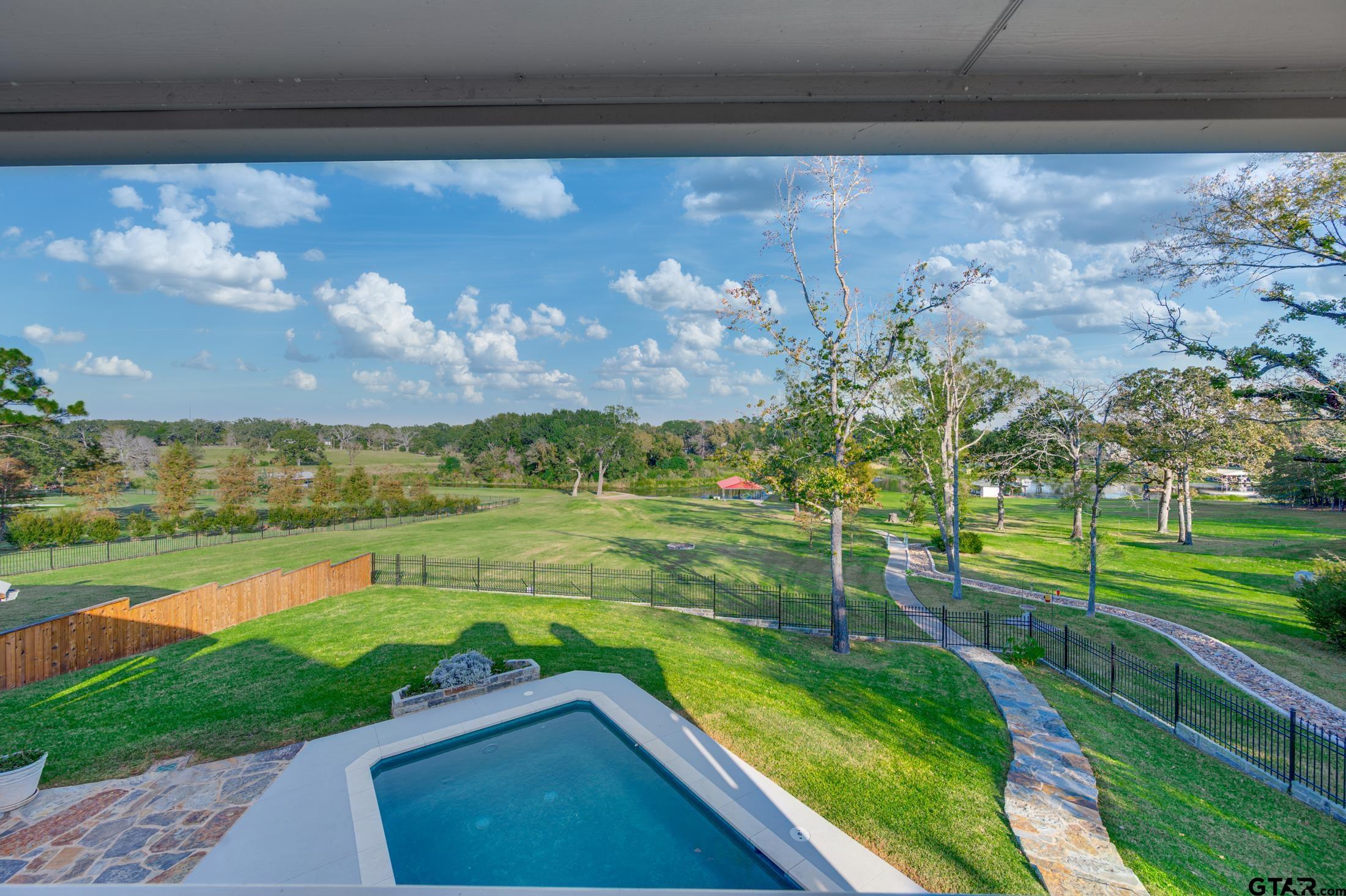 2001 Rose Pointe Athens, TX 75752 - Photo 22 of 48