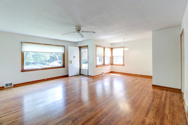 201 South Russell Street Champaign, IL 61821 - Photo 3 of 26