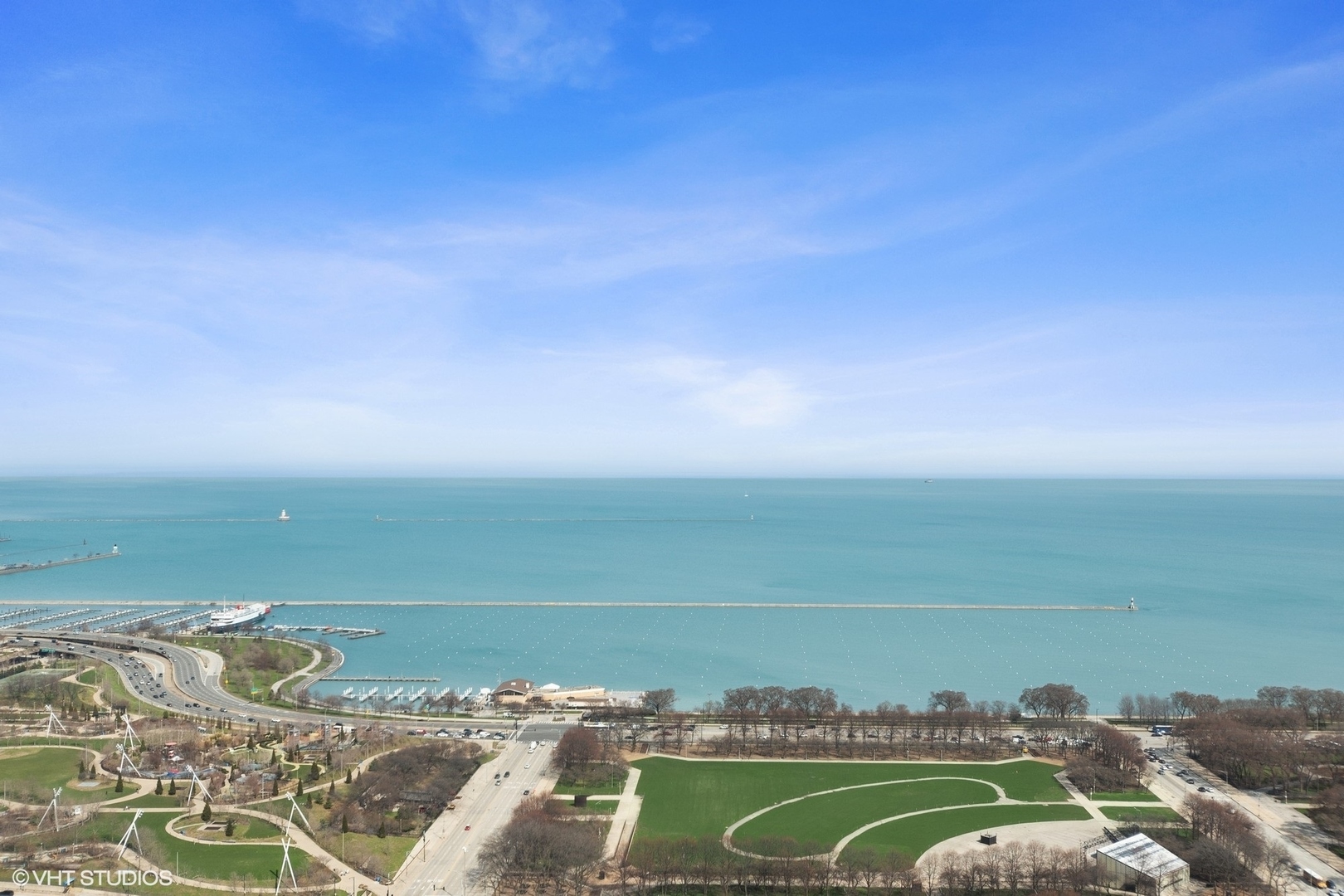 65 East Monroe Street, Unit 4521 Chicago, IL 60603 - Photo 14 of 25 a view of an ocean and beach