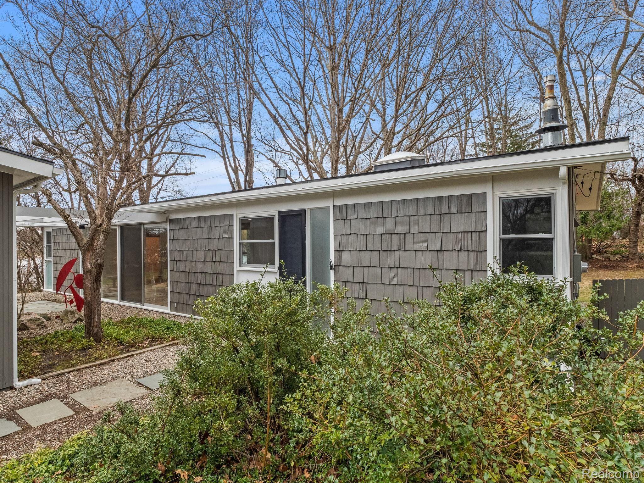 4325 Derry Road Bloomfield Hills, MI 48302 - Photo 12 of 34 12-web-or-mls-P2344669.jpg