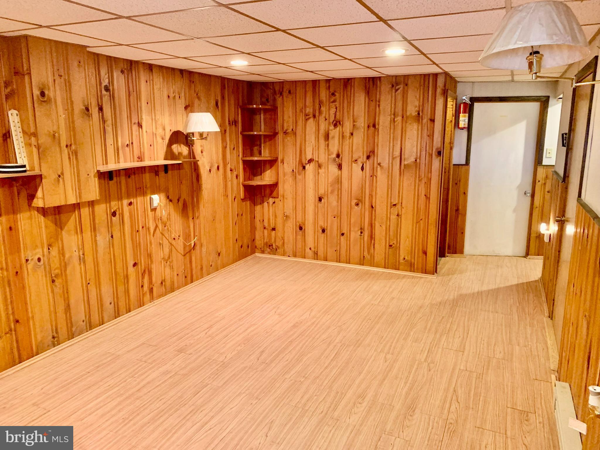 457 Snyder Road Reading, PA 19605 - Photo 19 of 31 Gallery Image 19