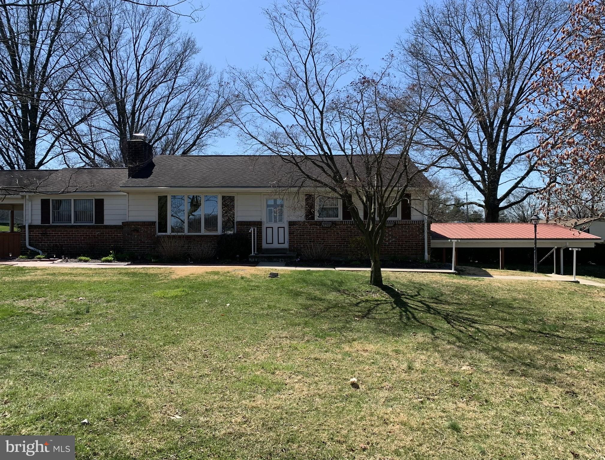 457 Snyder Road Reading, PA 19605 - Photo 2 of 31 Gallery Image 2