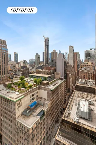 $1,275,000 | 445 5th Avenue, Unit 2728B | Midtown South