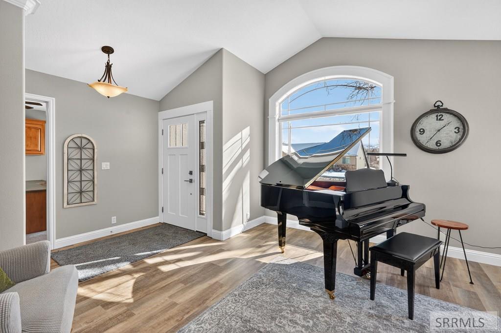 1655 Bench Road Pocatello, ID 83201 - Photo 5 of 53