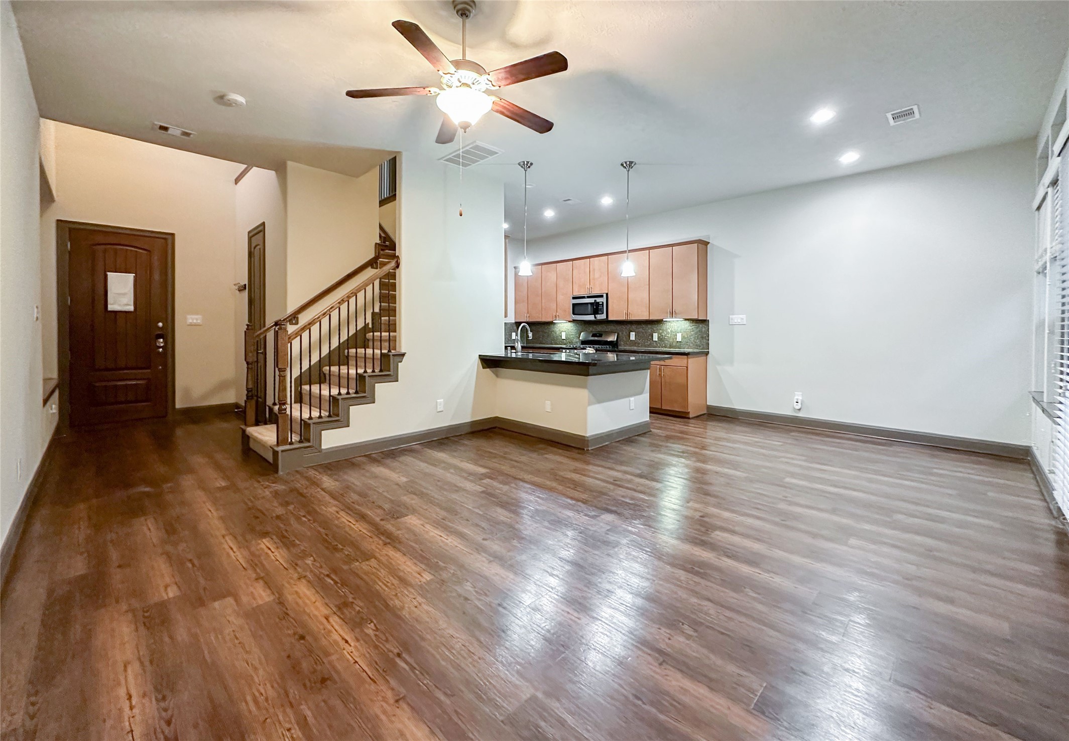 95 Aventura Place Spring, TX 77389 - Photo 6 of 37