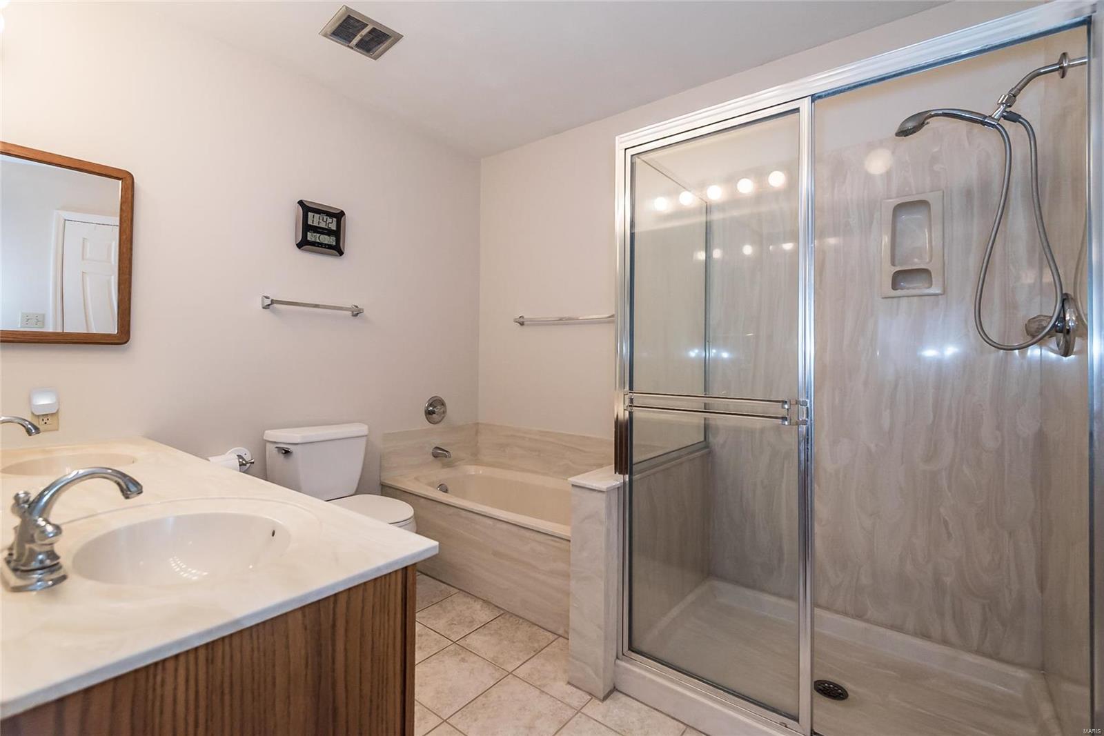 13125 Dougherty Ridge Court Des Peres, MO 63131 - Photo 19 of 34 Gallery Image 19