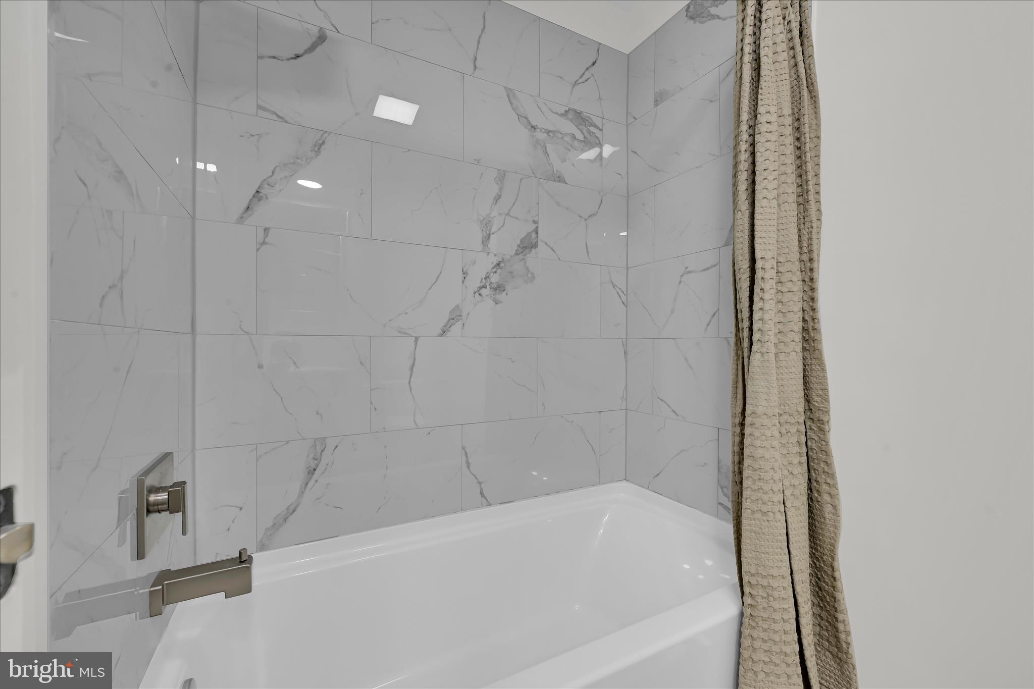 115 Saybrooke Drive Lititz, PA 17543 - Photo 35 of 46 Full Bathroom