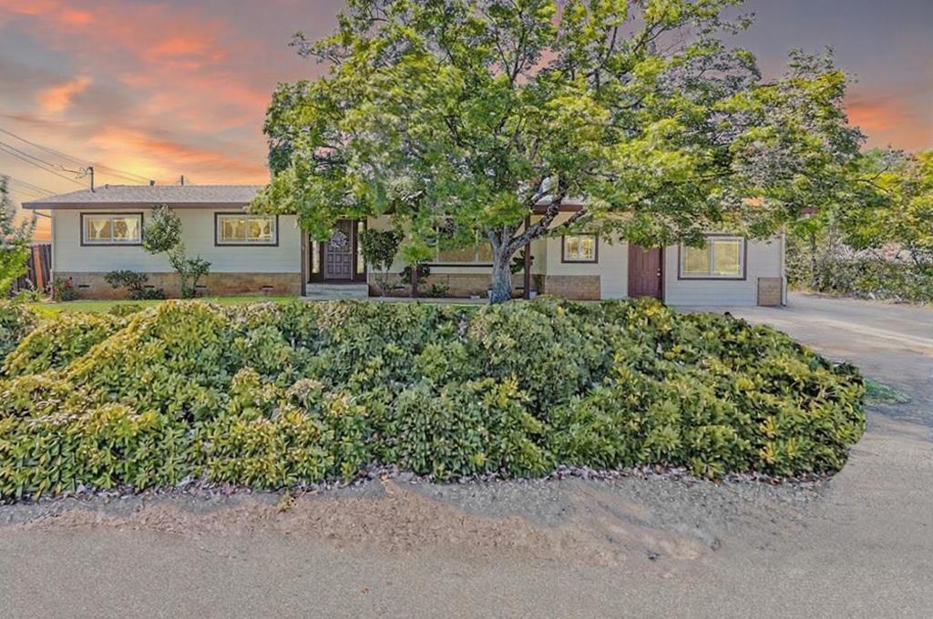 1333 Wesley Lane Auburn, CA 95603 - Photo 1 of 35 front view of a house with a garden