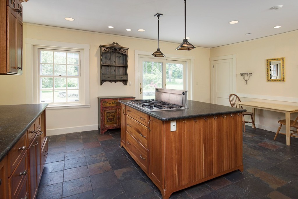 190 Lincoln Road Lincoln, MA 01773 - Photo 5 of 11 Gallery Image 5