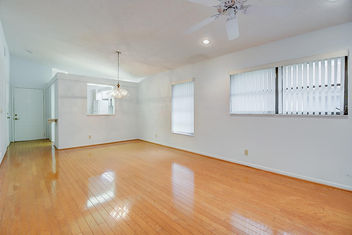 6235 Kings Gate Circle Delray Beach, FL 33484 - Photo 9 of 47 Huntington-32