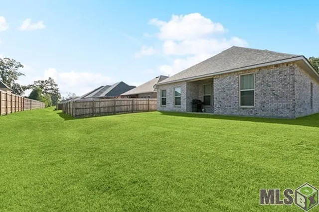 $2,600 | Undisclosed Address, Zachary, LA 70791