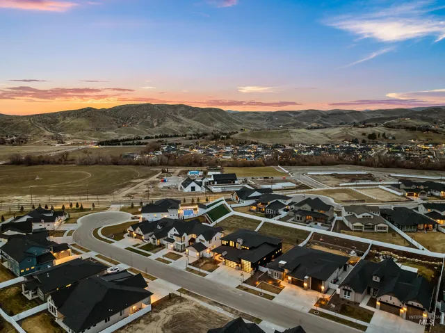 $1,499,000 | 13684 North Sage Grouse Place, Boise, ID 83714