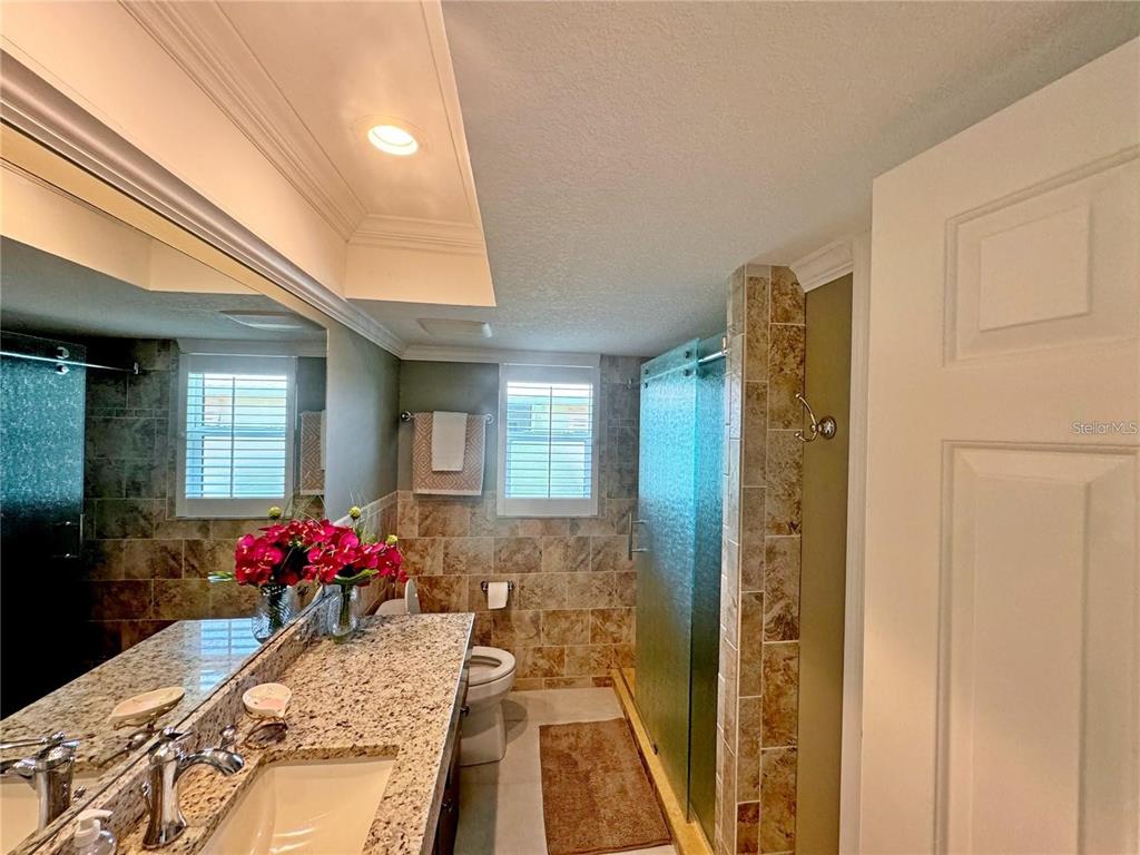 4884 Marsh Field Road Sarasota, FL 34235 - Photo 16 of 27