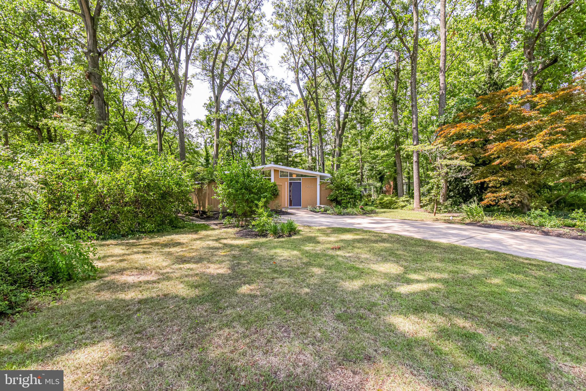7606 Elba Road Alexandria, VA 22306 - Photo 40 of 40 View from the street