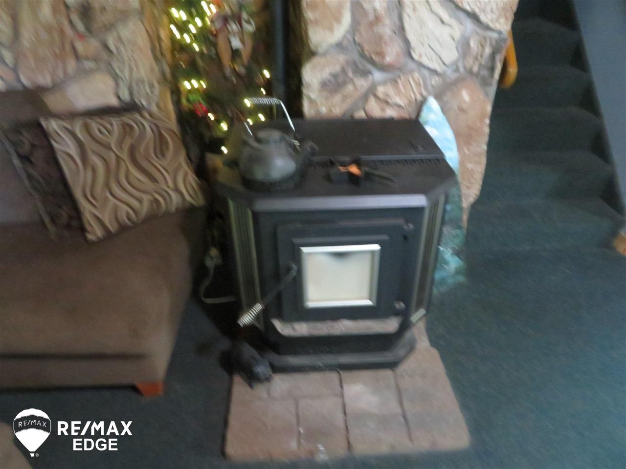 19328 South Raucholz Road Oakley, MI 48649 - Photo 7 of 45 21469929-6.JPG