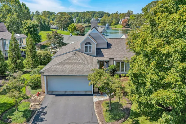 $1,595,000 | 253 Island Green Drive, Penhook, VA 24137