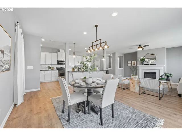 $579,900 | 2035 35th Avenue, Forest Grove, OR 97116