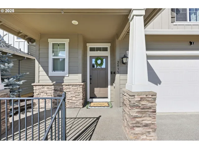$579,900 | 2035 35th Avenue, Forest Grove, OR 97116