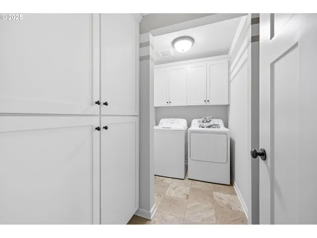 $579,900 | 2035 35th Avenue, Forest Grove, OR 97116