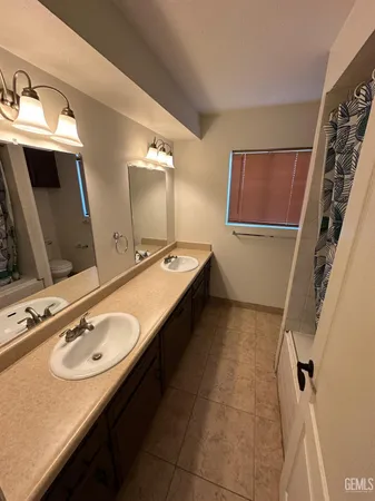 $305,000 | Undisclosed Address, Bakersfield, CA 93304