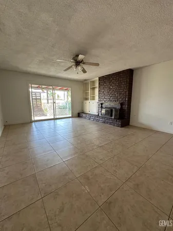 $305,000 | Undisclosed Address, Bakersfield, CA 93304