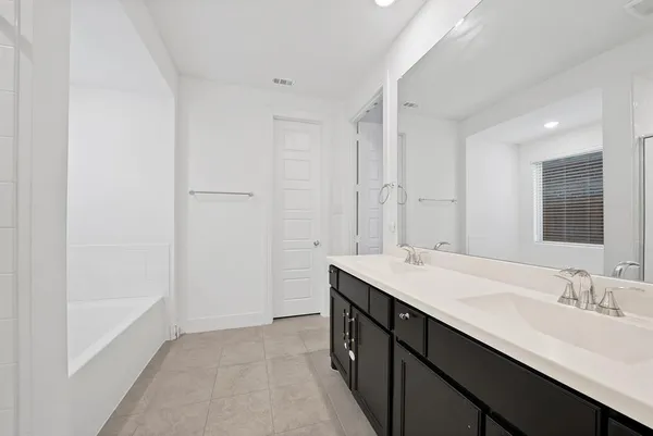 $2,000 | 7126 Helena Hill, Royse City, TX 75189