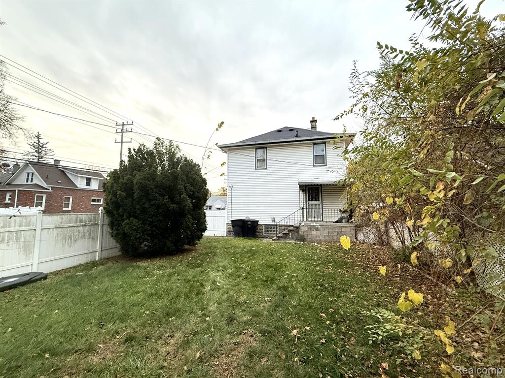 16500 Coyle Street Detroit, MI 48235 - Photo 2 of 2