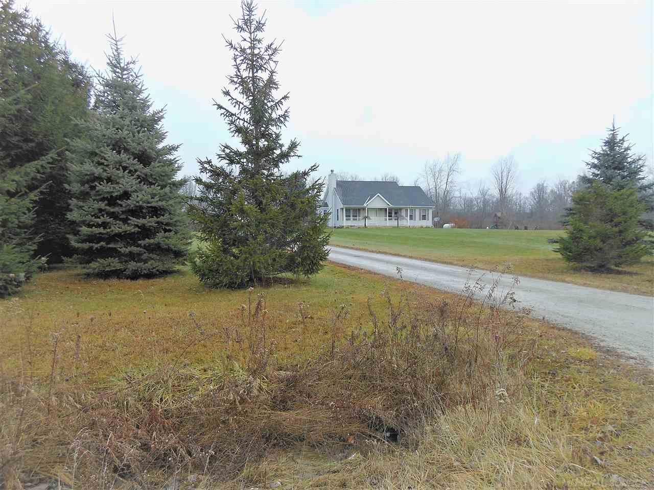11856 Metcalf Road Yale, MI 48097 - Photo 17 of 48 50001328-16.JPG